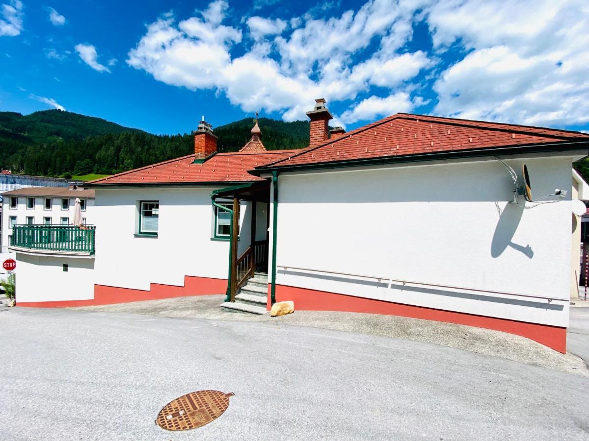 Living Inn Spital am Semmering Exteriör bild